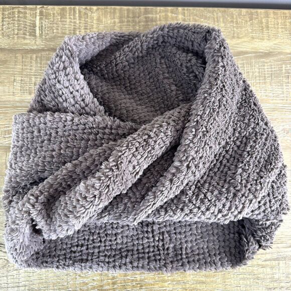 Free People faux fur infinity loop scarf brown - Picture 2 of 2